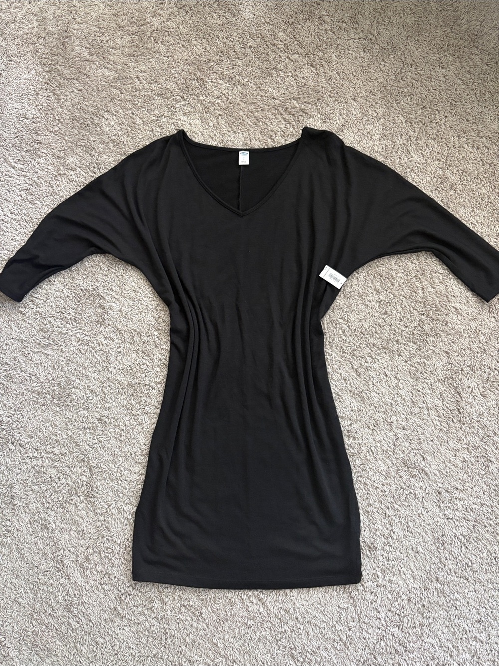 Old Navy Black V-Neck Short Sleeve t-shirt/sweater dress